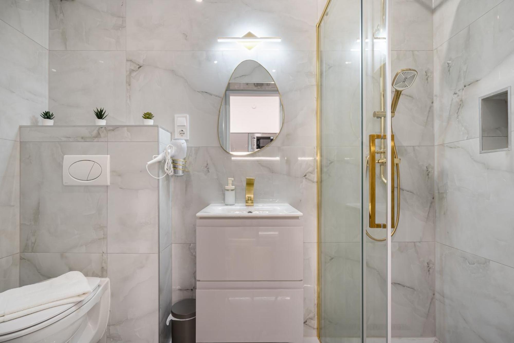 Apartment D26 - Opera Retreat - Location By Bqa Budapest