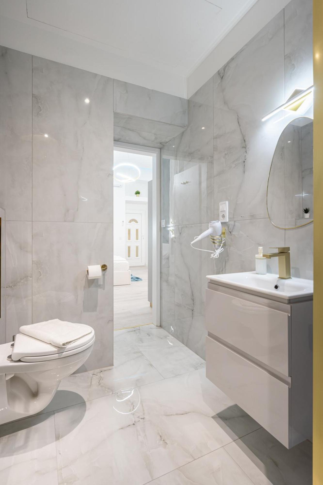 D26 - Opera Retreat - Location By Bqa * Budapest